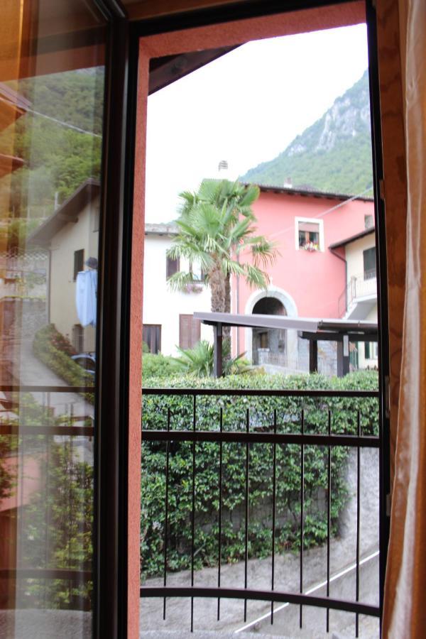 Apartment Vista Monastero Dubino Exterior photo